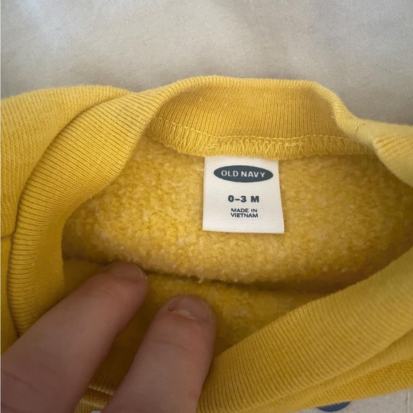 Baby bundle - 3 sleepers, one 2 price jammie set, and one sweater - Picture 3 of 11